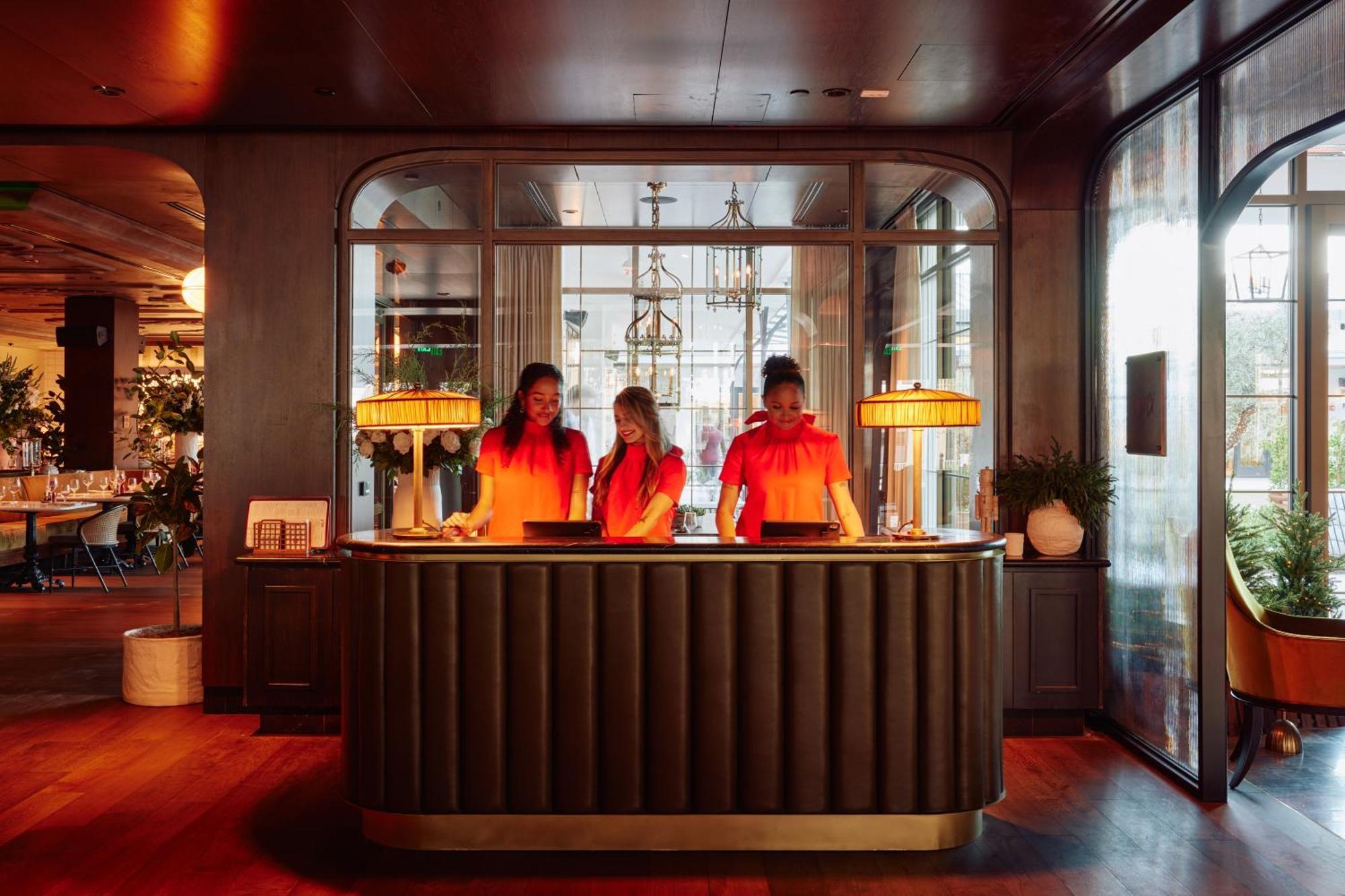The Global Ambassador Hotel Phoenix Ngoại thất bức ảnh